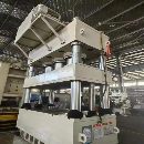 []南通锻压2000吨，台面1.4米2.4米，开口高度1.4米，油.