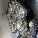 []斗山LYNX235斜轨车，8寸液压卡盘，12工位刀塔，液压尾.