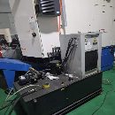 []斗山PUMAV550M数控立式车铣中心，发那科系统，工作台.