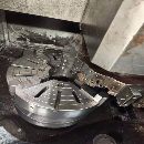 刚刚买下精品纽威803数控立车一台，导轨蹭亮如新，更.